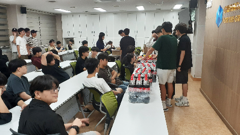 광주과학고 동문 선배들의 따뜻한 마음을 간식으로